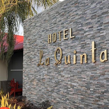 Hotel La Quinta La Ceiba Ngoại thất bức ảnh