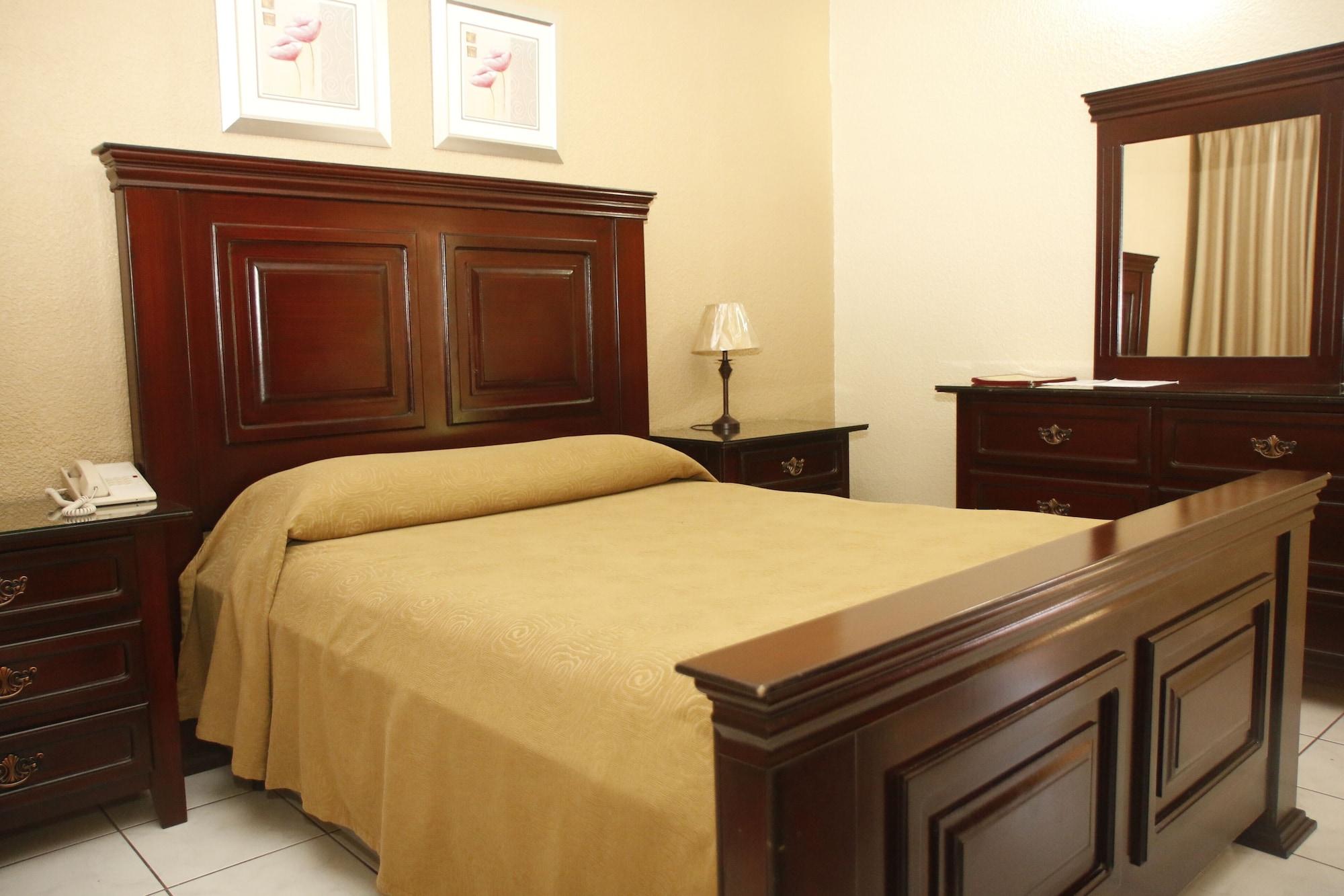 Hotel La Quinta La Ceiba Ngoại thất bức ảnh