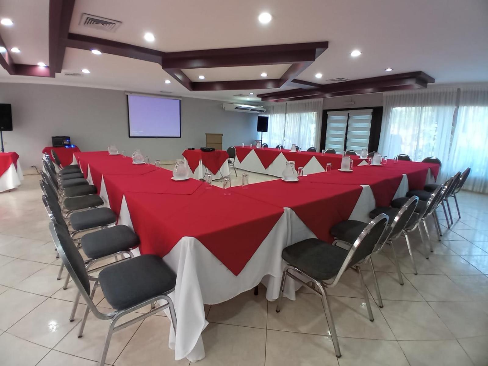 Hotel La Quinta La Ceiba Ngoại thất bức ảnh