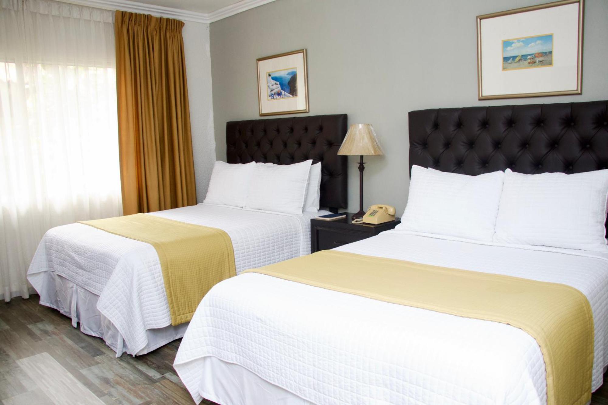 Hotel La Quinta La Ceiba Ngoại thất bức ảnh